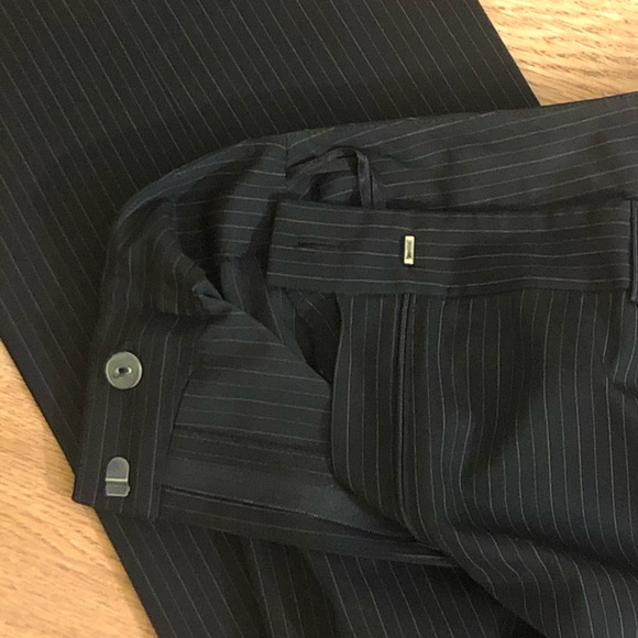 AK ANNE KLEIN black trouser yellow pinstripes - Picture 3 of 4